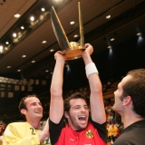 Niklas Meinert jubelte mit Uli Bubolz 2007 ber den zweiten WM-Sieg einer deutschen Herrenmannschaft in der Halle