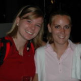 Tabea Zapf (l.) und Judith Braun (r.) beim DHB-Fan-Emfang. Foto: U. Meyer
