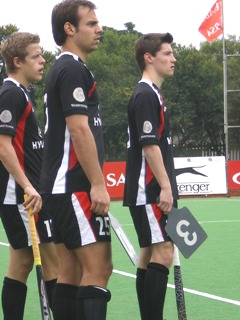 Martin Zwicker (r.) bei der Einwechslung zum A-Länderspieldebüt. Foto: Heimpel
