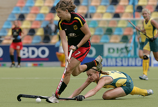 Natascha Keller - Spielszene 1. Das Foto ist in druckfhiger Auflsung fr eine honorarfreie Verffentlichung bestellbar