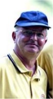 DHB-Schiedsrichterwart Claude Seidler leitet die Sitzung in Offenbach.  Dr. Wolfgang Sternberger