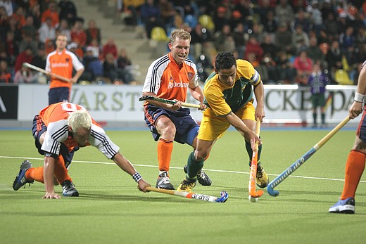 © Herbert Bohlscheid • www.sportfoto.tv und Wolfgang Quednau • www.hockeyimage.net