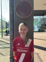 Elisabeth R.