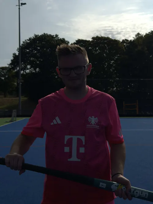 player image