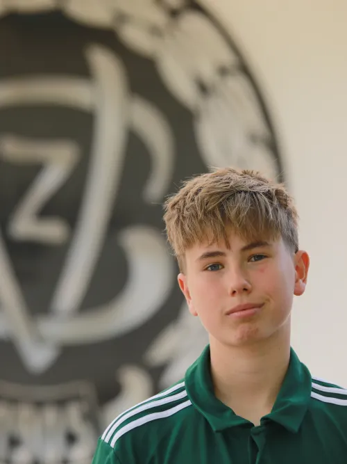 player image